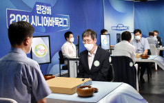 개막전부터 최장수수… 시니어리그 불붙었다