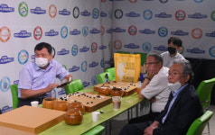 유창혁 9단과 서봉수 9단의 71번째 만남