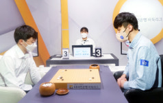  최고령 이창호의 18번째 시즌은 7승8패