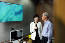 보청기를 해도 TV소리가 잘 안 들린다? TV가 잘 들리는 무선기기 소개