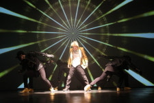 넌버벌 퍼포먼스 뮤지컬 ‘디스이즈잇’ 해외진출 준비…10대 열정 표현