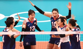 [도쿄 올림픽] 한국 여자배구, 케냐 3-0 누르고 조별리그 첫 승리