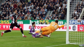 '음성판정' 손흥민, 시즌 4호 골 케인과 합작…토트넘, 뉴캐슬에 3-2 승리