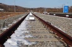 남북철도 동해선 다시 잇는다…강릉-제진 구간 착공