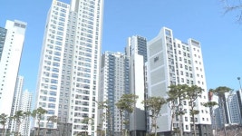 10억 로또 과천 줍줍 아파트에 8500명 몰렸다