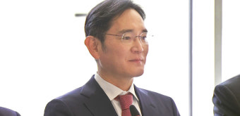 이재용 베트남, 임원들은 수원서…고민 깊은 삼성