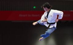 태권도 품새, 금메달 눈앞…강완진·차예은 나란히 결승행