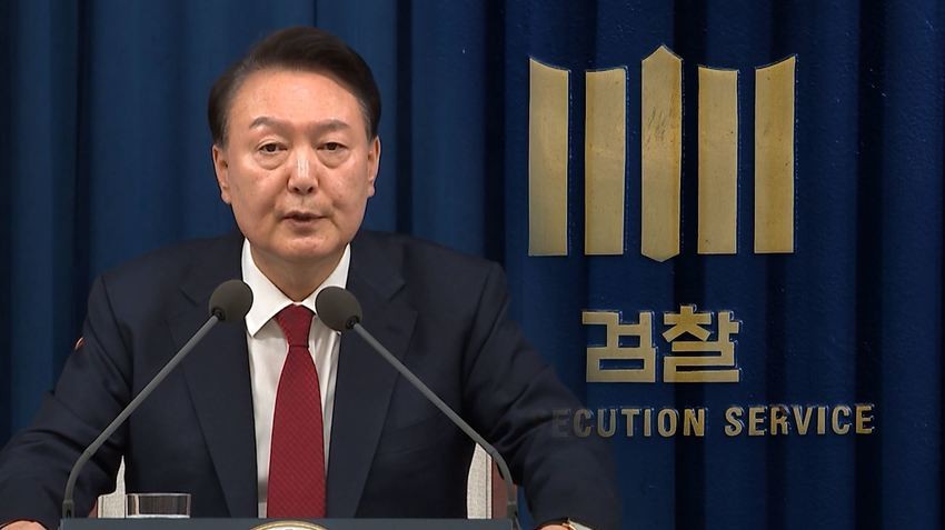 윤석열, 내란 특검팀 추가 기소에 짜맞추기식 수사 비판
