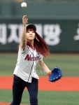 [포토] 씨리얼 앤제이, 머리결 찰랑이며 시구