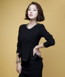 ‘청담동 사모님’ 소이현 CF퀸 넘본다