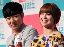 [포토] 수영 꽃미소에 이종혁, 삼촌미소 절로~