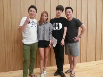 송해나-안재현, 컬투와 함께 인증샷 ‘모델의 위엄’