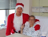 ‘거인 산타’ 김신욱 등장에 아이들 병실침대서 벌떡