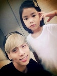 샤이니 종현, 타블로 딸 이하루와 인증샷…“귀여워”