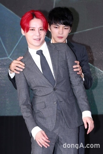 [동아포토]JYJ 김준수-김재중 ‘다정한 포즈~’