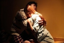 영화 ‘관계’ 상반신 누드 포스터 ‘아내의 딸이 내게로 왔다’