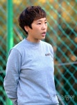 유소년 풋살팀 지도자 “경기는 못해도 좋으니 인사는 잘 하라고 가르친다”