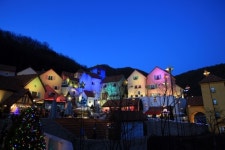 쁘띠프랑스에 어린왕자가 찾아왔다