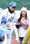 [동아포토]하지원 시구 ‘양신이 직접 지도합니다~’