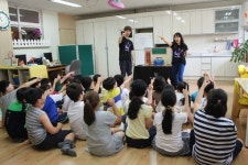 파라다이스 “인형극 통해 장애학생 이해”