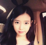 아이유 셀카, 청순 미모 절정 ‘여성미는 덤’