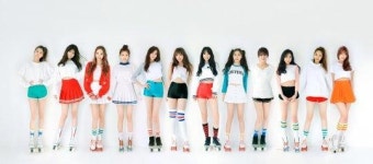 우주소녀, 12인 완전체 단체화보 공개… 시나닷컴 메인장식