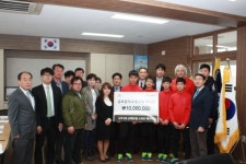 KB손해보험 스타즈, 금호중학교 배구팀 창단 발전 후원금 기부