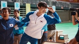 W 측 “이종석, 실감나는 사격 장면 위해 맹연습”