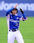 [포토] 배유가, ‘한국 첫 안타!’