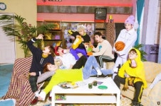 블락비, 스페셜 포토 공개…‘오랜만이야 완전체’