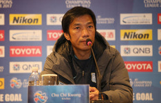 키치 알렉스 추 감독 “경험 많은 김동진 큰 도움”