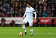 [콤팩트뉴스] 기성용, EPL 5경기 연속 결장 外