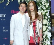 ‘미키정과 이혼’ 하리수 “악성댓글 고소 검토 중” [공식입장 전문]