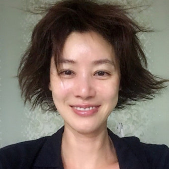 [#해시태그 컷] ‘동안 갑’ 김성령의 무결점 민낯
