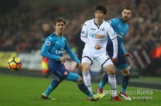 EPL 154경기…기성용, 박지성과 어깨 나란히