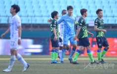[포토] 전북현대 ‘우승후보 다운 쾌조의 스타트!’