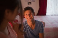 로미오와 줄리엣 재회…올리비아 핫세-레오나드 위팅, ‘관종’ 출연 화제