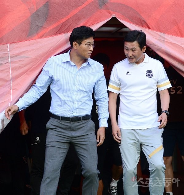 경남FC, 새 감독에 이을용 선임...팀의 새로운 희망과 도약의 계기