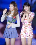 [포토] 트와이스 사나-모모 ‘너무 사랑스러워~’