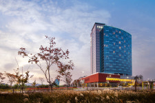 “호캉스+드라이브 1석2조”, 엠블호텔 고양 ‘크린카 패키지’