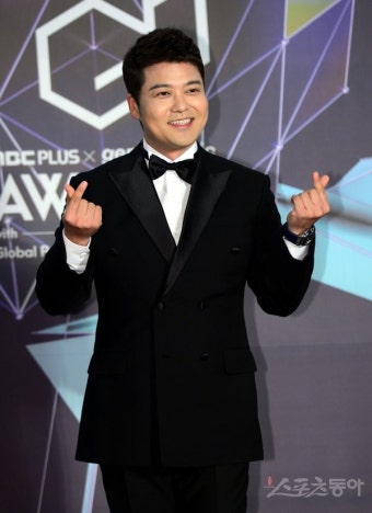 전현무, 방송 활동 휴식 결정 건강을 위한 휴식으로 팬들의 사랑에 응답하려 한다