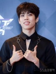 [포토] 인피니트 동우 ‘솔로 데뷔 성공적이야!’
