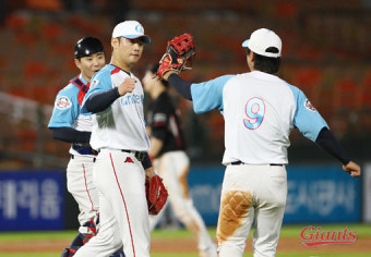 롯데 자이언츠, 두산과 주중 3연전 유니세프 시리즈 개최