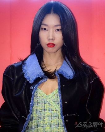 [DA:피플] 한혜진 화보, 전신분장에 가린 강철의 의지