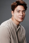강은탁 母 헬스클럽 사기혐의…소속사 “경영 관여無…도의적인 책임 느껴”
