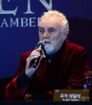 [포토] 로저 테일러, 젊은 팬들이 많아 놀라웠다~