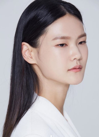 [단독] 전수민 “김경진과 결혼, 행복한 소식 전해 기뻐”
