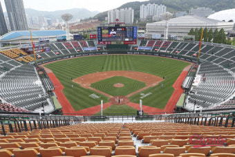 스포츠동아 창간 12주년·프로야구 개막…1000만원 야구용품 타기 사은퀴즈 잔치