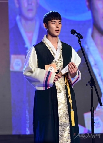 [포토] 강민구 ‘자신있는 자기소개’