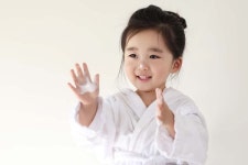 한석준 아나운서 딸 한사빈, 어린이 화장품 모델 발탁